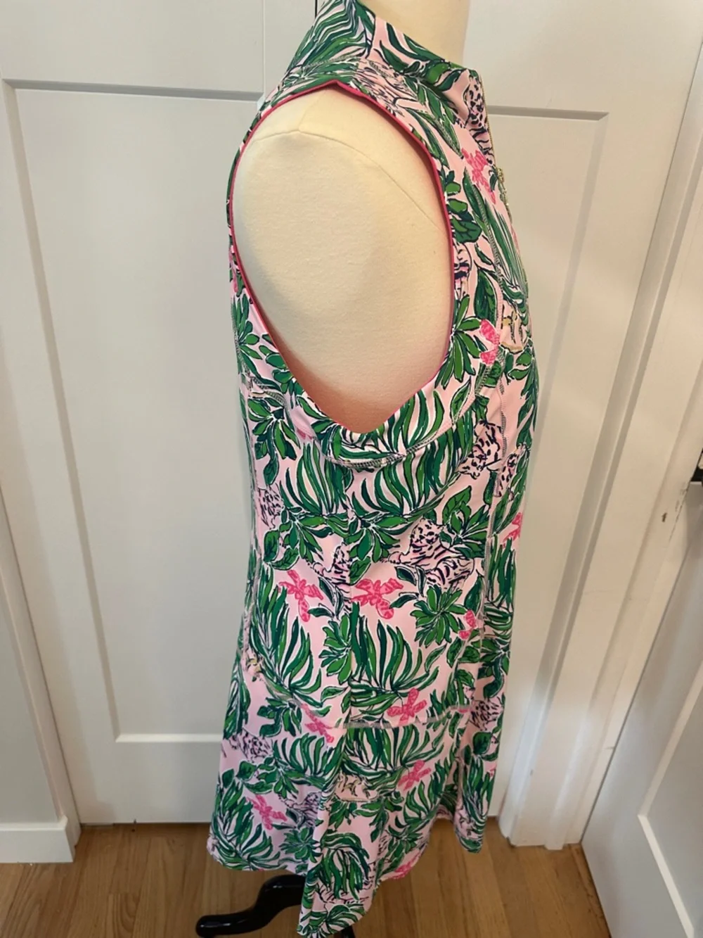 Lilly Pulitzer Pink Tropical Leaf Print Sleeveless Dress - Picture 4 of 6